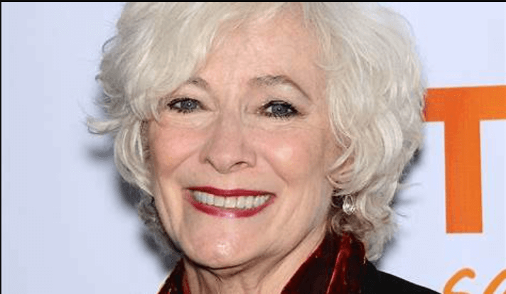 Betty Buckley Net Worth